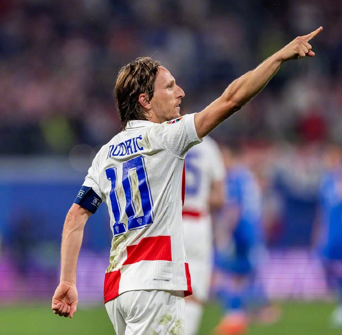 伤病阴云笼罩科比·怀特，公牛交易窗口期临近陷入两难