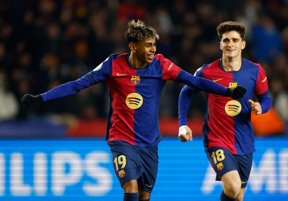 布克24+9献0.7秒三分准绝杀！太阳逆转雷霆18分 西部最大黑马？