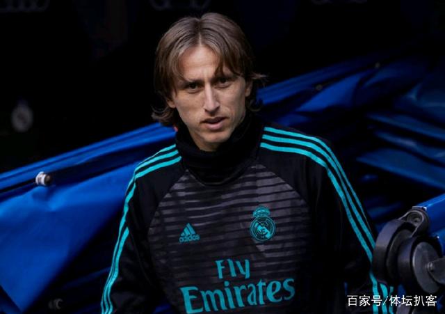 上线一年后，《剑与远征：启程》走出了一条不一样的成长线