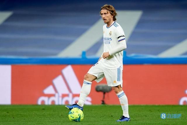 NBA教练战术调整解析 临场指挥影响胜负